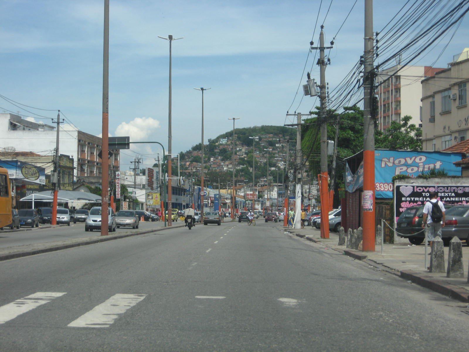 Vista real do bairro Taquara em Jacarepaguá, Rio de Janeiro