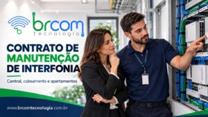 Síndica e técnico avaliam central e ramais de interfonia para definir o escopo de manutenção do condomínio; imagem ilustrativa gerada por IA.